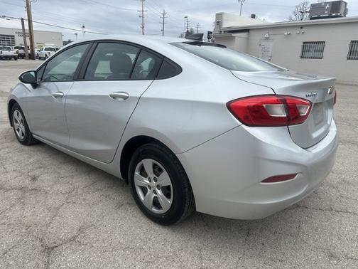 2018 Chevrolet Cruze LS