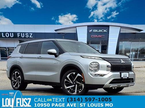 2023 Mitsubishi Outlander PHEV SE