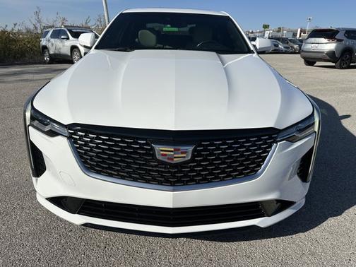 2022 Cadillac CT4 Luxury