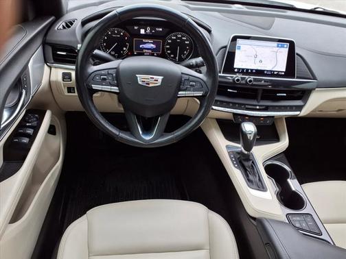 2022 Cadillac CT4 Luxury