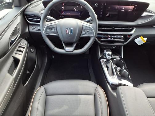Ebony Twilight Metallic 2026 Buick Envista Avenir