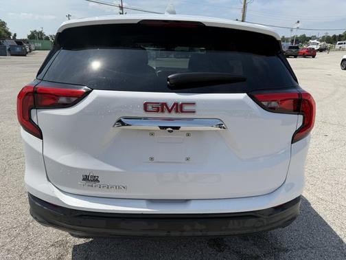 Summit White 2018 GMC Terrain SLE