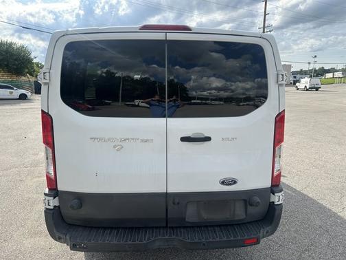 2017 Ford Transit-350 XLT