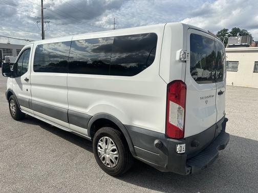 2017 Ford Transit-350 XLT