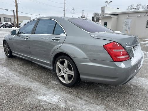 2011 Mercedes-Benz S-Class S 550