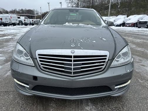 2011 Mercedes-Benz S-Class S 550
