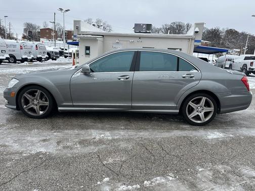 2011 Mercedes-Benz S-Class S 550