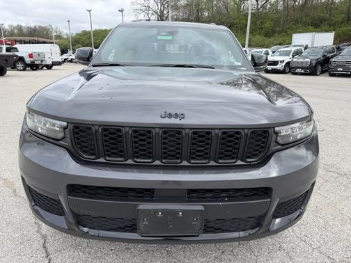 2022 Jeep Grand Cherokee L Altitude