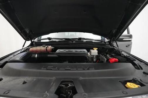 2022 RAM 1500 Big Horn Crew Cab 4x4 57' Box