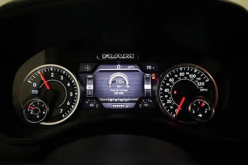 2022 RAM 1500 Big Horn Crew Cab 4x4 57' Box
