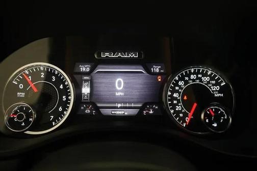 2025 RAM 1500 Big Horn Crew Cab 4x4 57' Box
