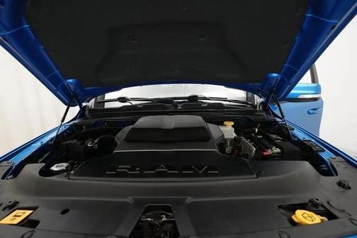 2021 RAM 1500 Laramie Crew Cab 4x4 57' Box