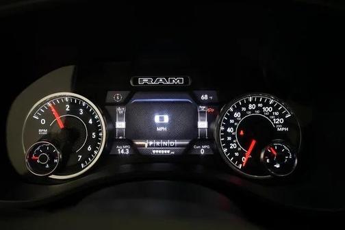 2021 RAM 1500 Laramie Crew Cab 4x4 57' Box