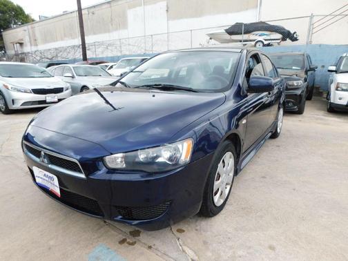 2014 Mitsubishi Lancer ES