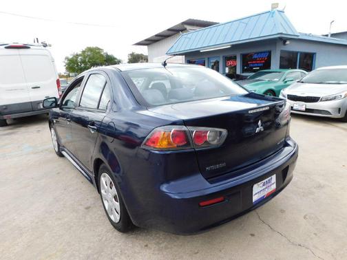 2014 Mitsubishi Lancer ES