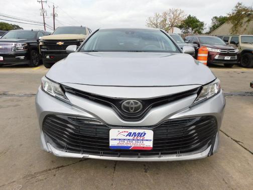2018 Toyota Camry LE