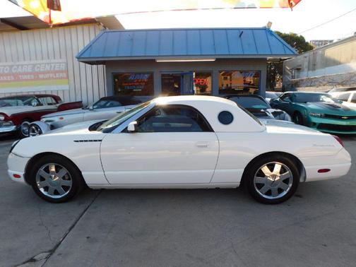 2002 Ford Thunderbird Base