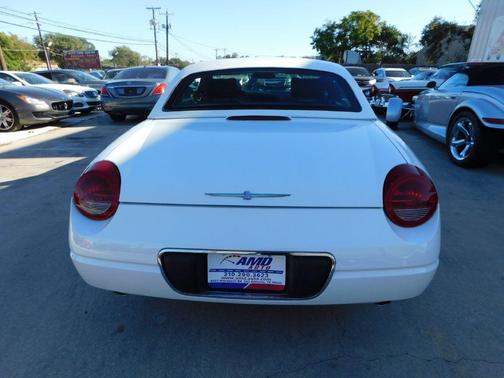 2002 Ford Thunderbird Base