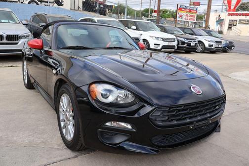 Forte Black Metallic 2018 FIAT 124 Spider Base