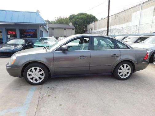 2005 Ford Five Hundred SE