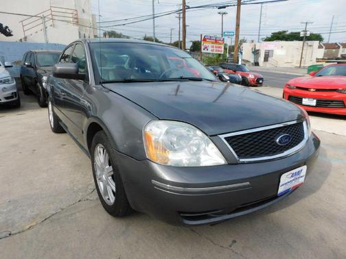 2005 Ford Five Hundred SE