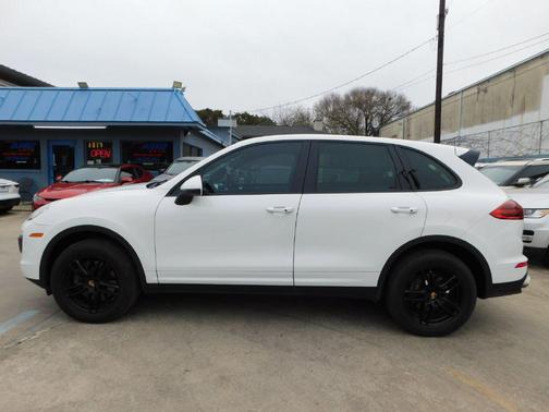 2016 Porsche Cayenne
