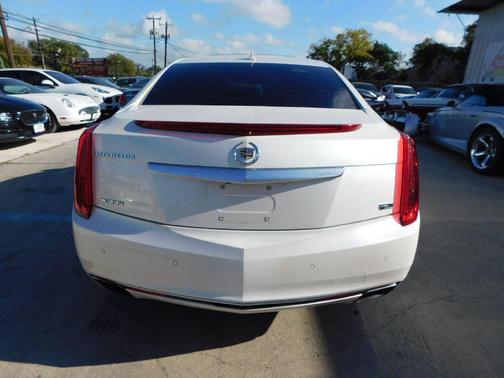 2014 Cadillac XTS Platinum