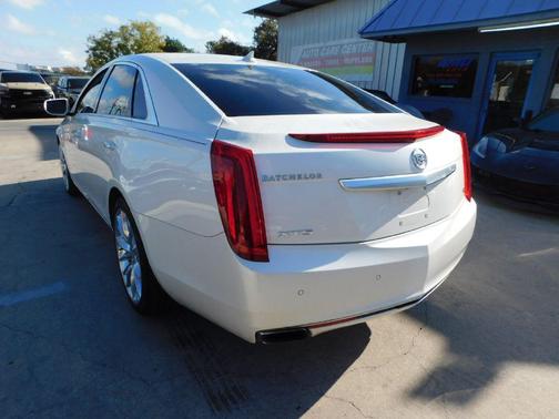 2014 Cadillac XTS Platinum
