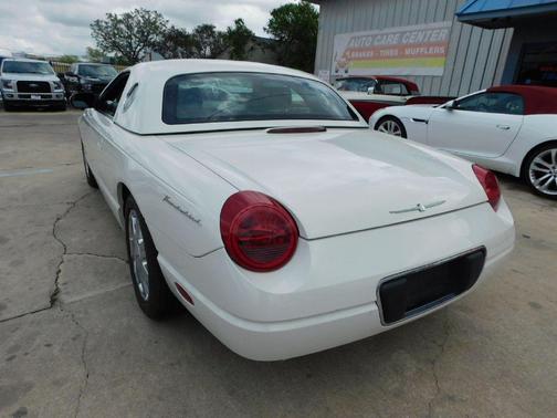 2003 Ford Thunderbird