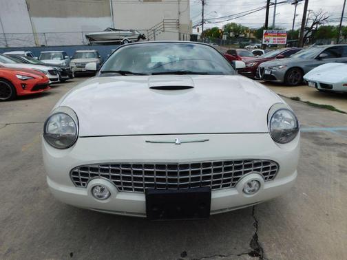 2003 Ford Thunderbird