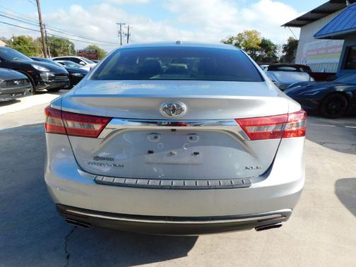 2016 Toyota Avalon XLE Premium
