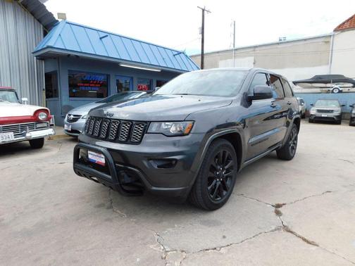 2018 Jeep Grand Cherokee Laredo E