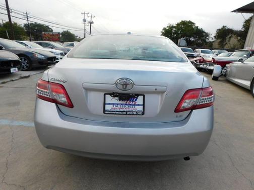 2011 Toyota Camry Base
