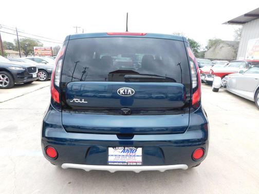Mysterious Blue 2018 Kia Soul +