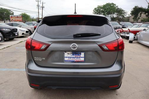 2018 Nissan Rogue Sport S