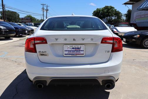 Ice White 2017 Volvo S60 T5 Dynamic