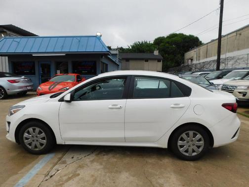 2022 Kia Rio LX
