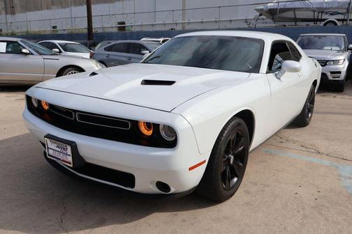 WHITE 2016 Dodge Challenger SXT
