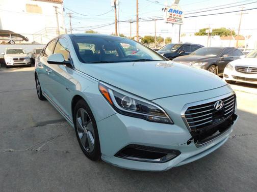 2016 Hyundai SONATA Hybrid Limited