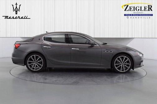 2022 Maserati Ghibli Modena Q4