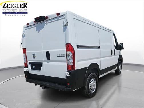 2025 RAM ProMaster 1500 Low Roof