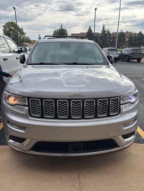 2019 Jeep Grand Cherokee Summit