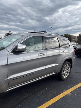 2019 Jeep Grand Cherokee Summit