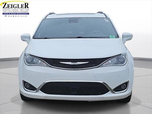 2020 Chrysler Pacifica Touring-L Plus