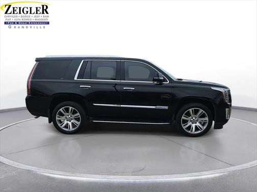 2018 Cadillac Escalade Premium Luxury