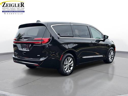 2026 Chrysler Pacifica L