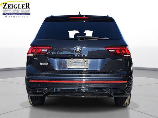 2022 Volkswagen Tiguan 2.0T SE R-Line Black 4MOTION