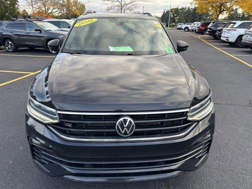 2022 Volkswagen Tiguan 2.0T SE R-Line Black 4MOTION