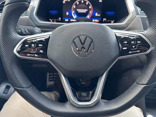 2022 Volkswagen Tiguan 2.0T SE R-Line Black 4MOTION