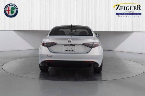 2024 Alfa Romeo Giulia Ti